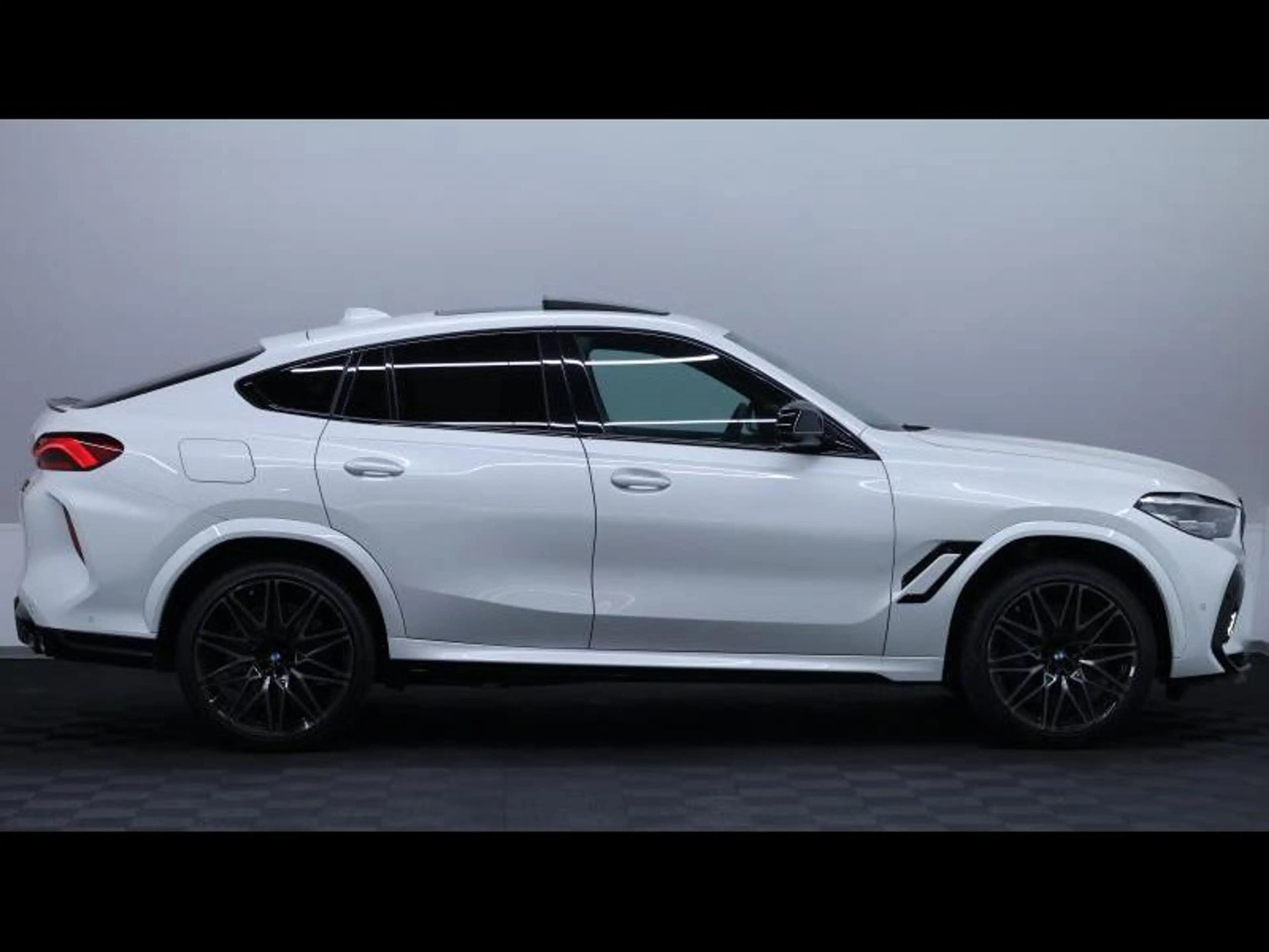 BMW X6 M Competition 4.4 V8 bi-turbo — photo 3