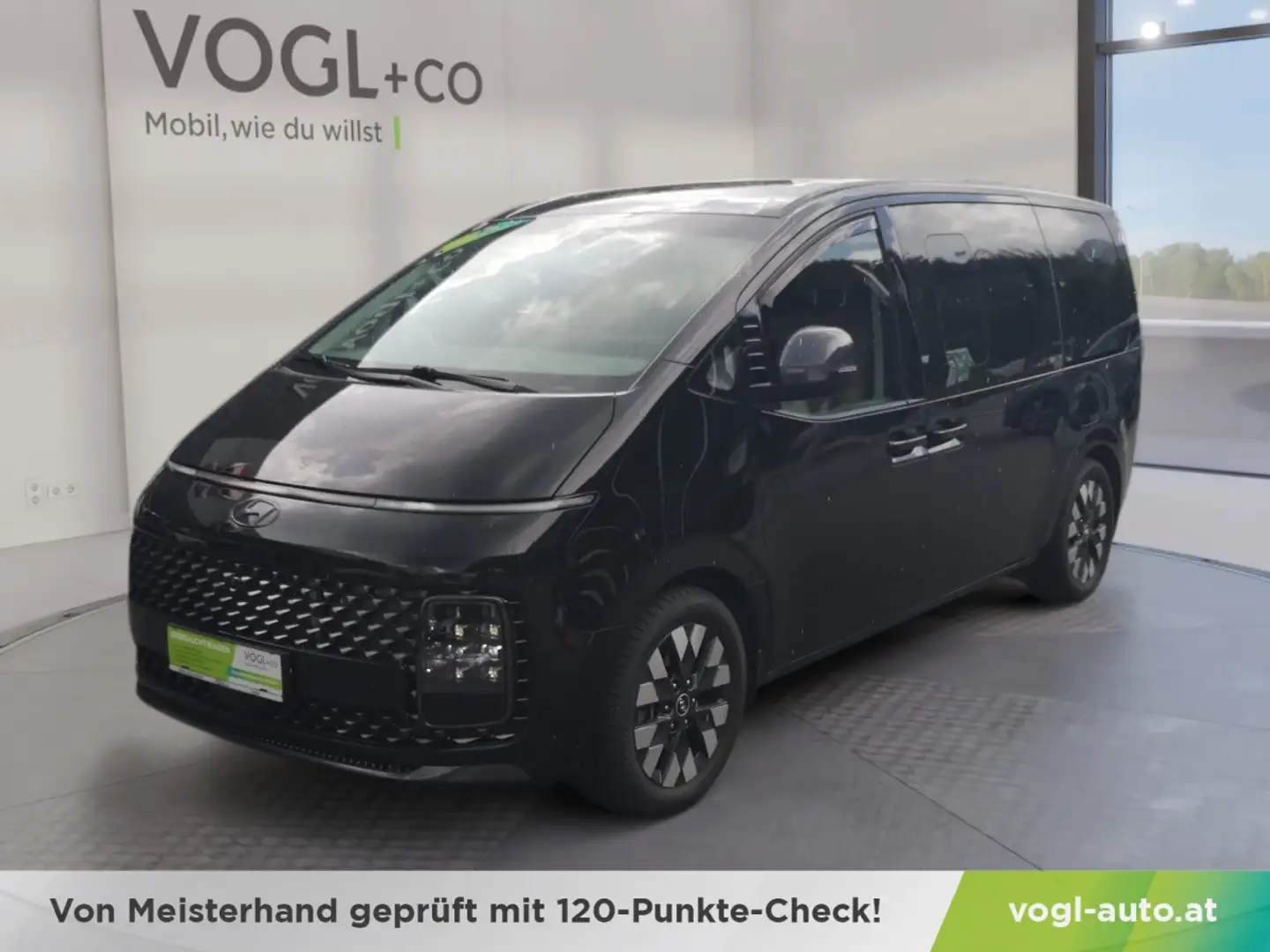 Hyundai STARIA Staria Bus 2,2 CRDi Luxury Line 4WD DCT Aut. Schwarz - 1