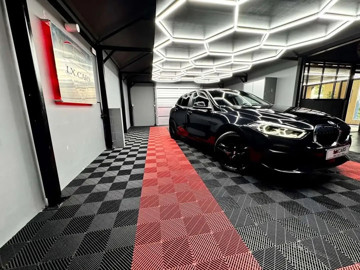 BMW 116 🔺BMW 116D*LOOK M* XENON*BOITE AUTO*TVA🔺 Noir - 1