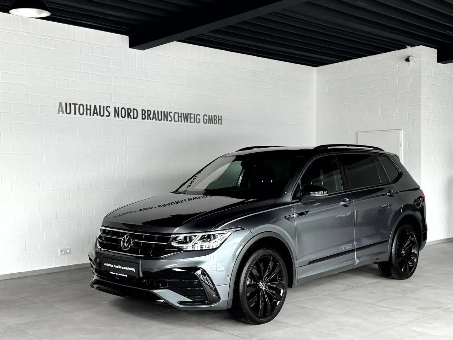 Volkswagen Tiguan Allspace 2.0 TDI R Line*BlackStyle*AHK* Grau - 1