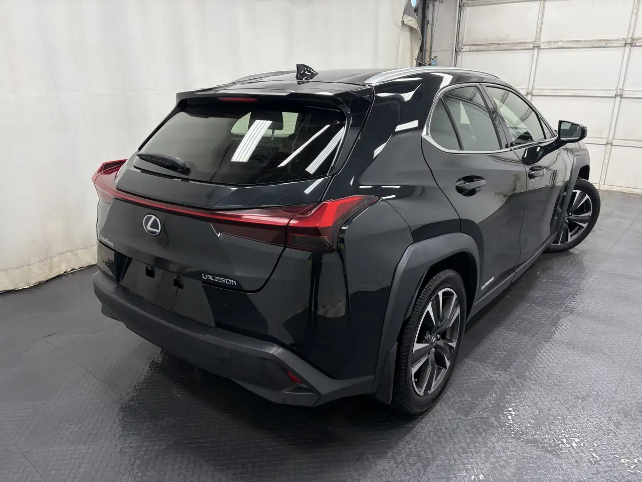 Lexus UX снимка Lexus UX