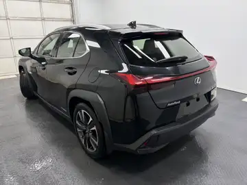 Lexus UX 2019 - Prix, caractéristiques et photos au Canada