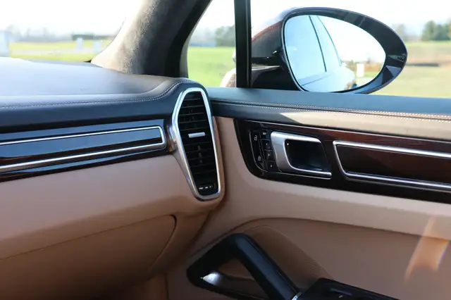 Porsche Cayenne Porsche Cayenne Turbo S E-Hybrid Ansicht 21