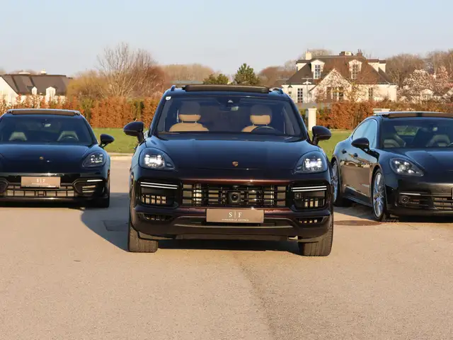 Porsche Cayenne Porsche Cayenne Turbo S E-Hybrid Ansicht 5