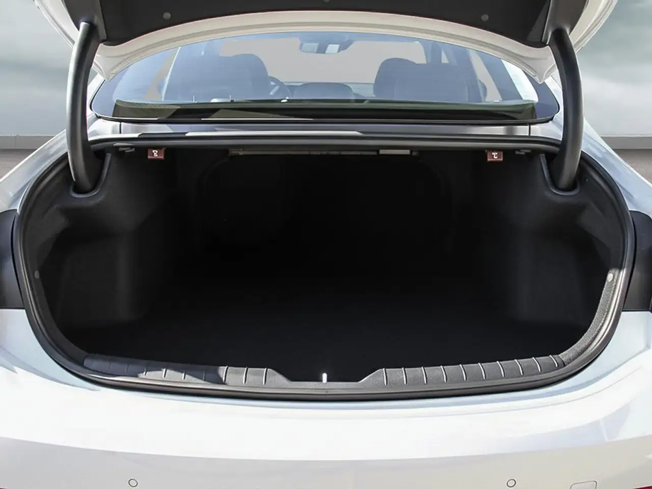 Hyundai SONATA снимка Hyundai SONATA