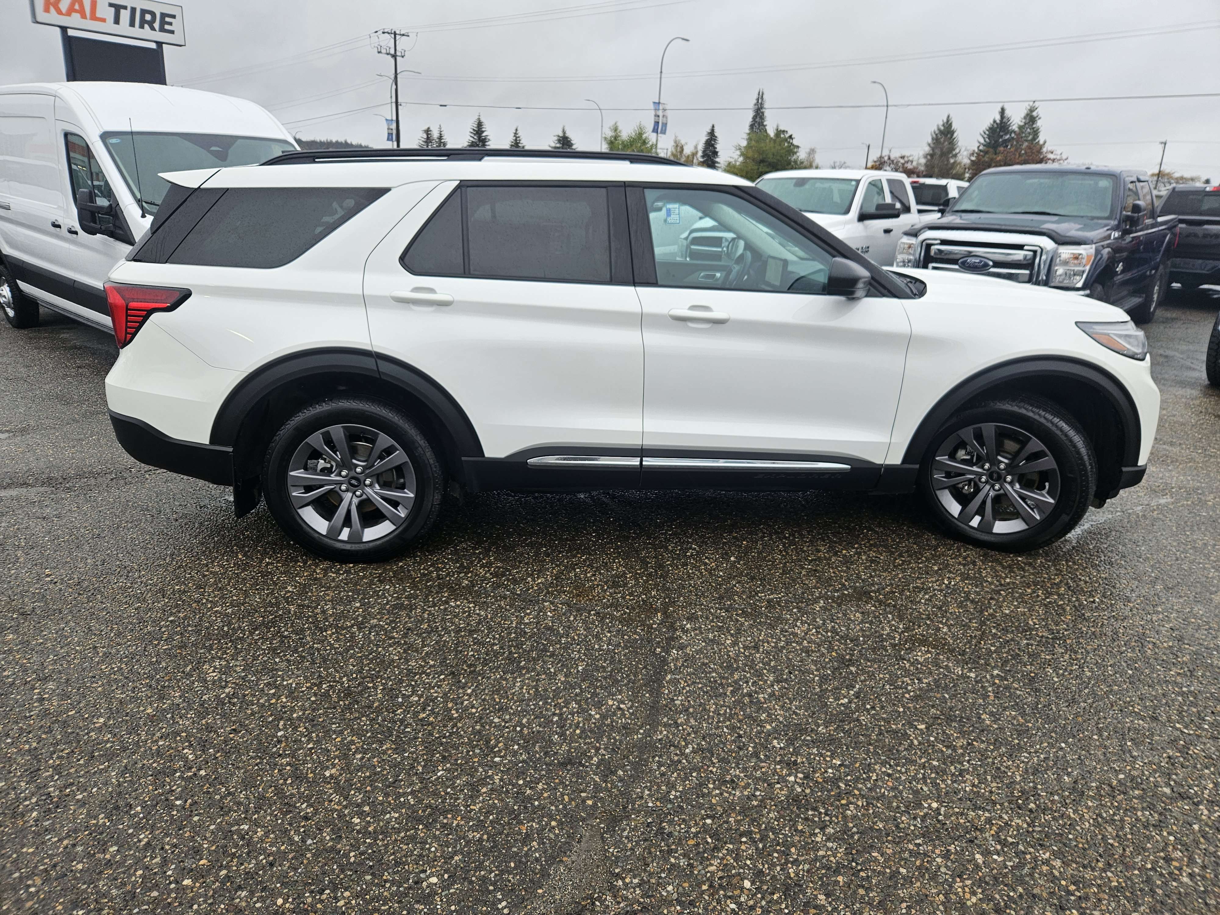 2025 Ford Explorer
