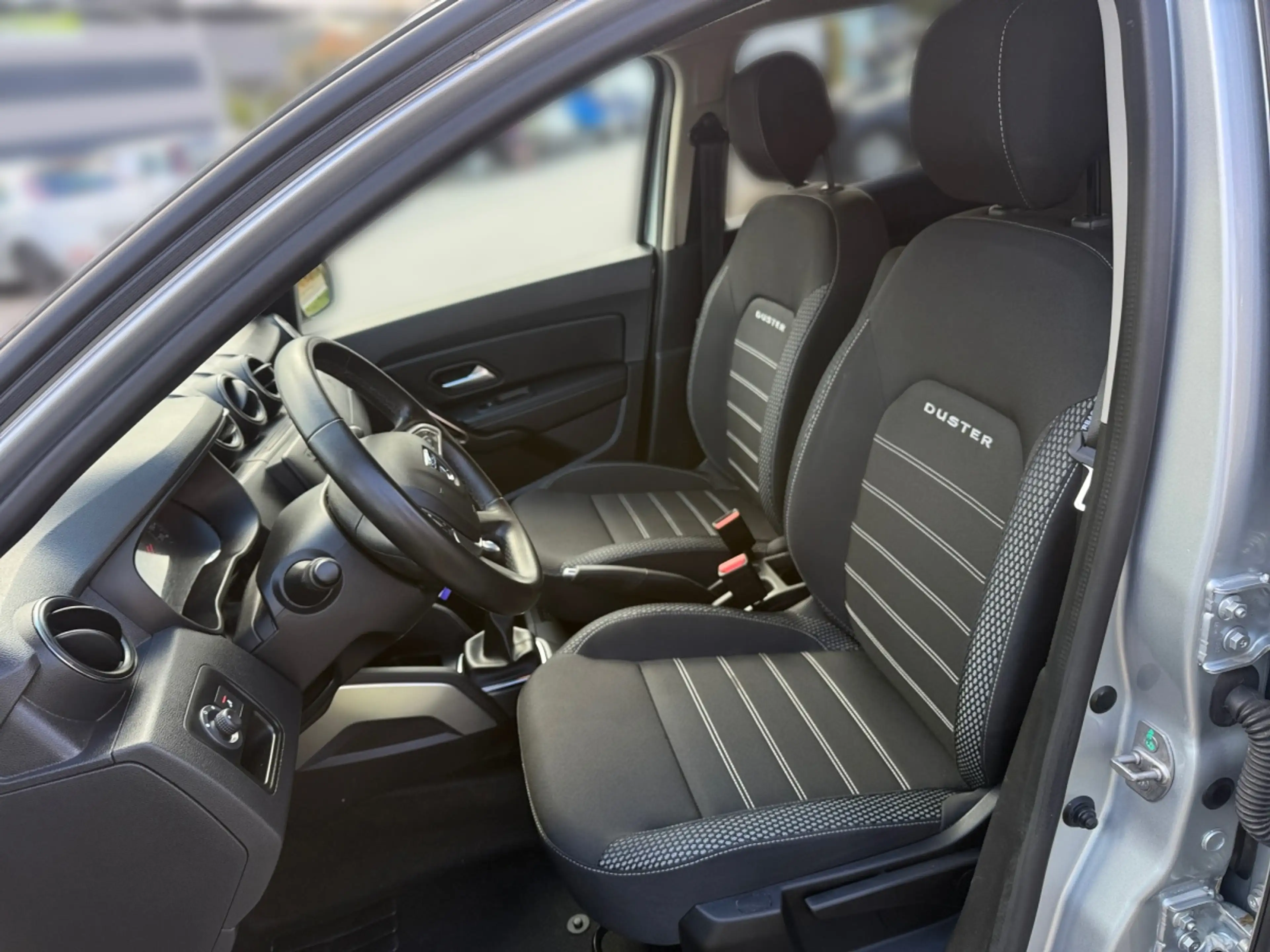 Dacia Duster Blue dCi 115 4WD Prestige — photo 5