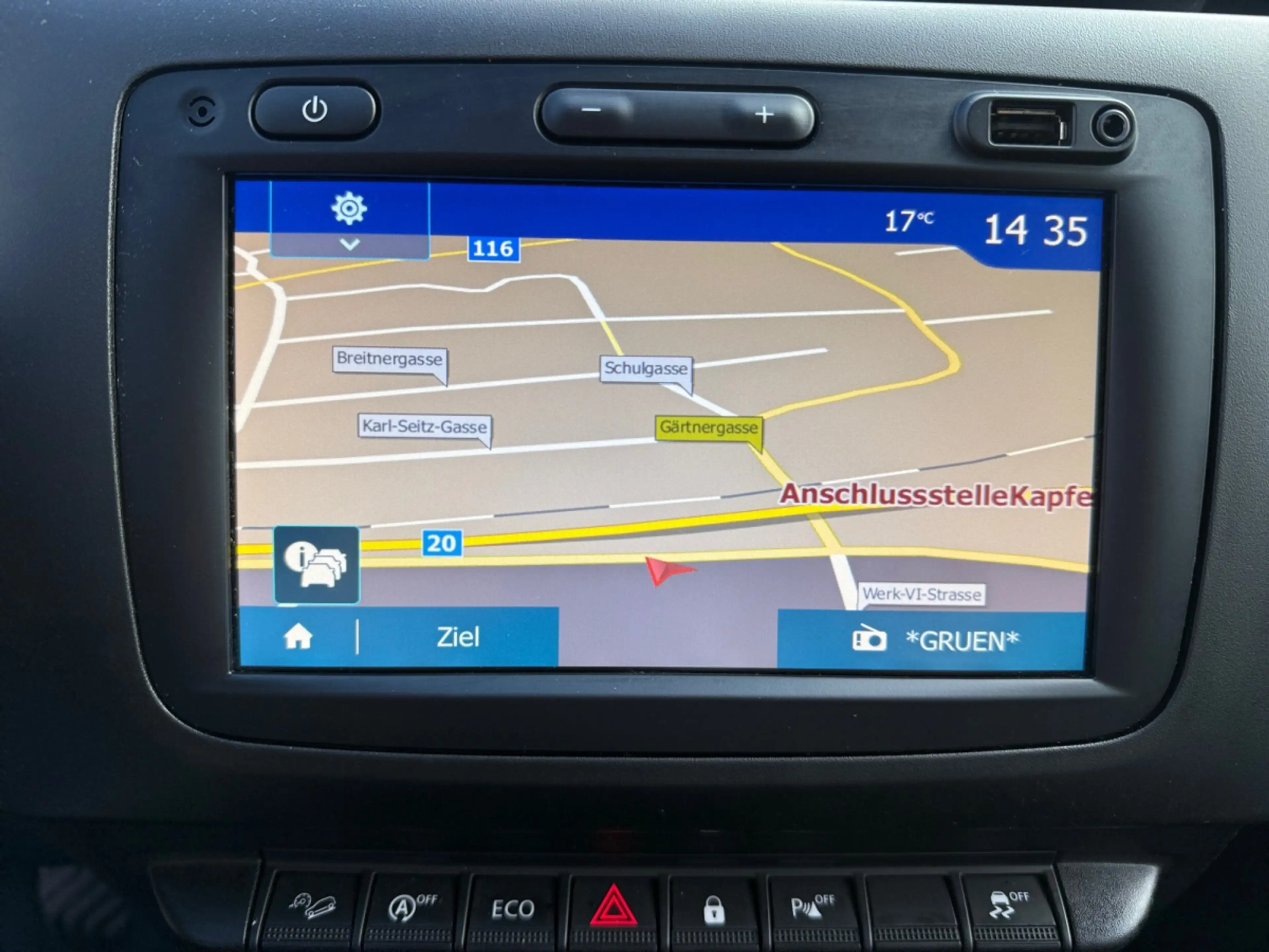 Dacia Duster Blue dCi 115 4WD Prestige — photo 16