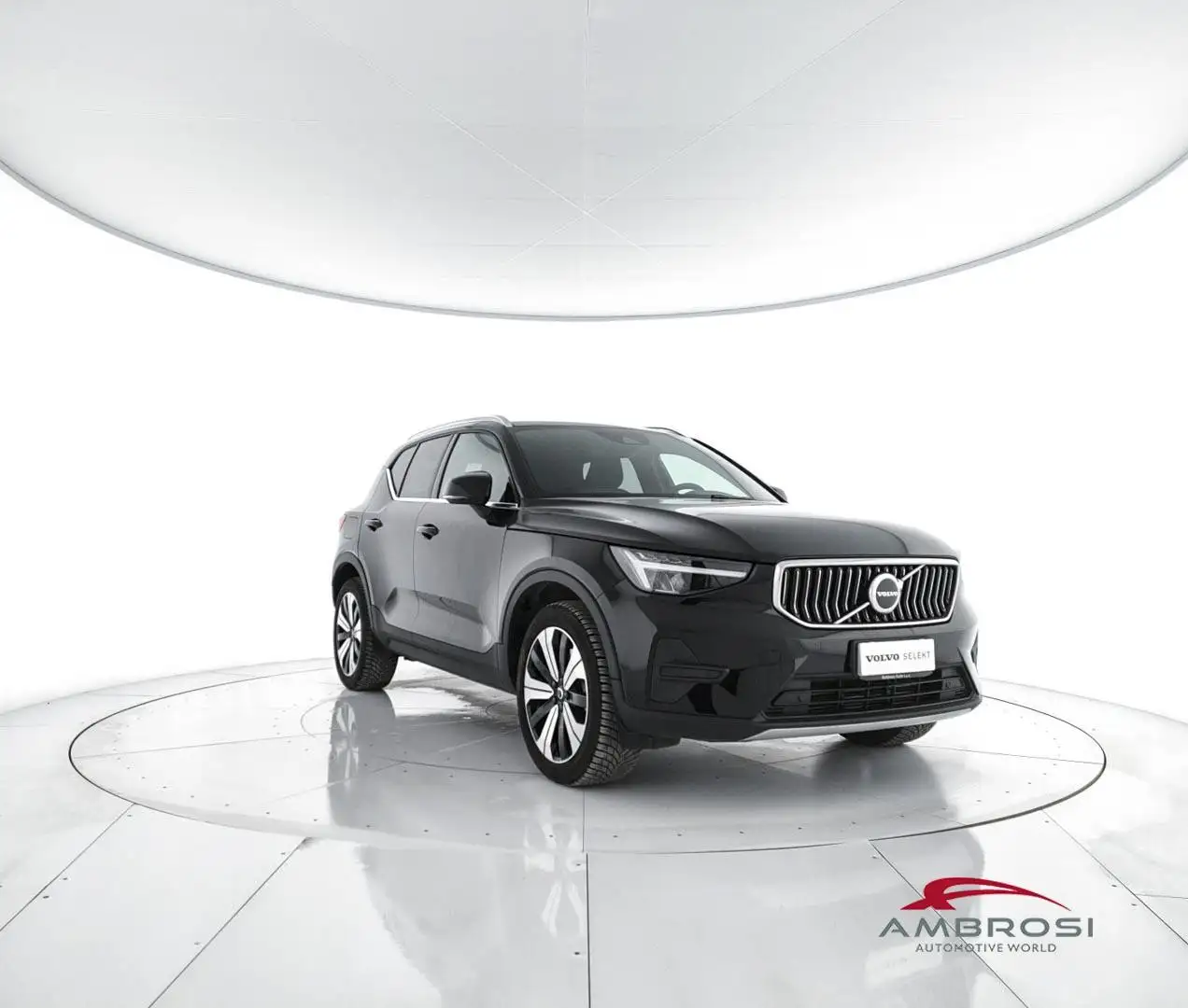 Volvo XC40 T4 Recharge Plug-in Hybrid automatico Core Schwarz - 2