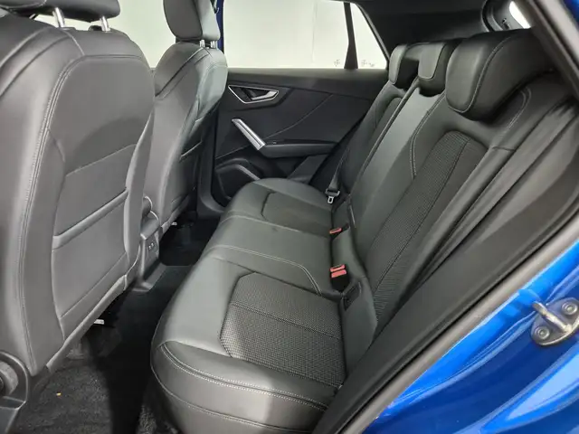 Audi Q2 view 7
