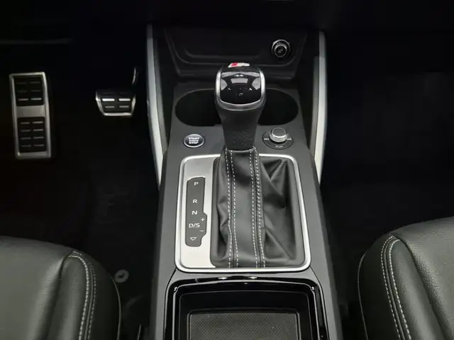 Audi Q2 view 11
