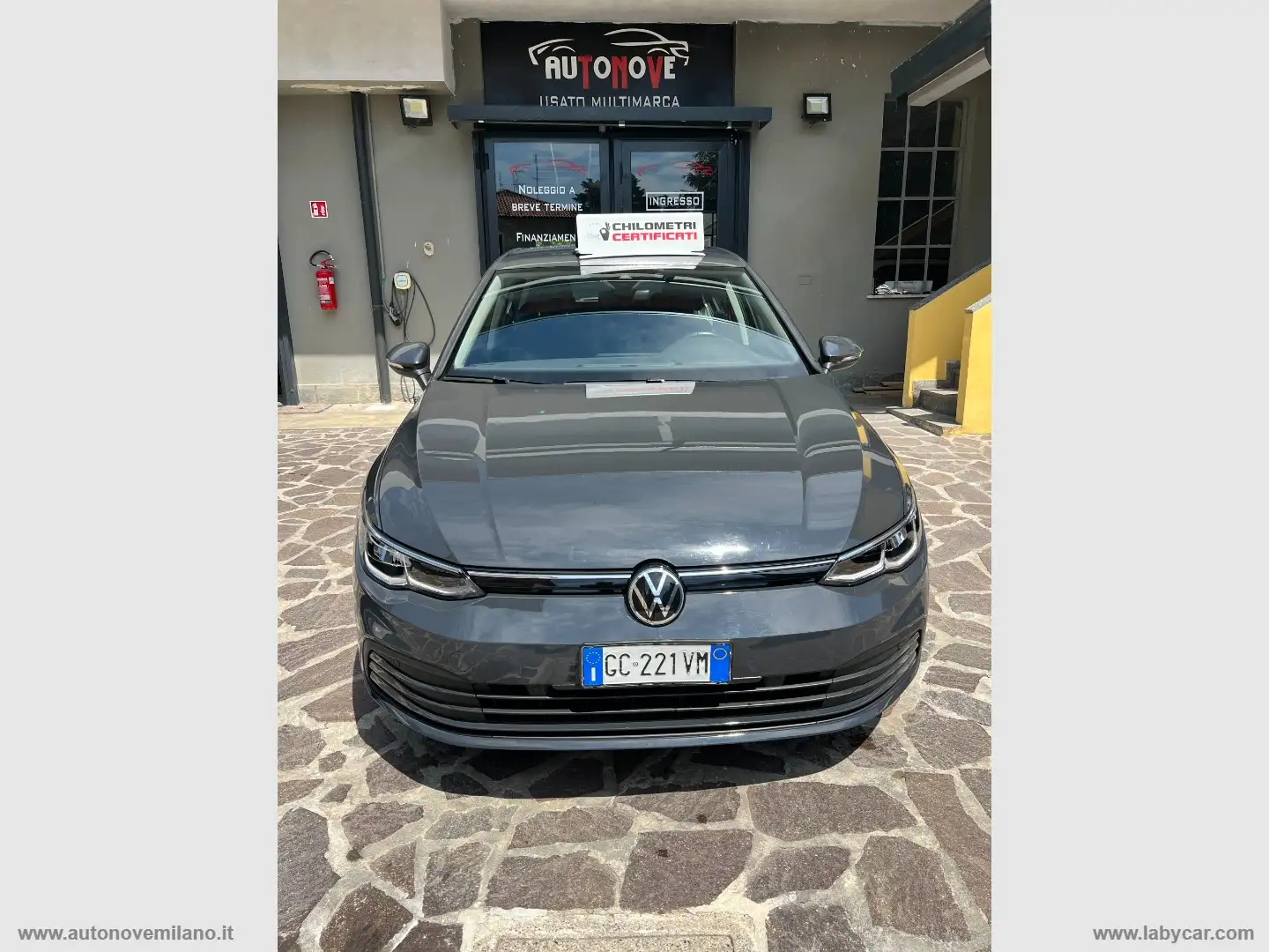 Volkswagen Golf 1.0 TSI EVO Life PREZZO REALE-NEOPATENTATI-WWW.AUT Grigio - 1