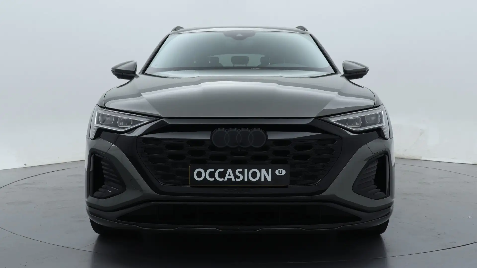 Audi Q8 e-tron 55 quattro S Edition 115 kWh Gris - 2