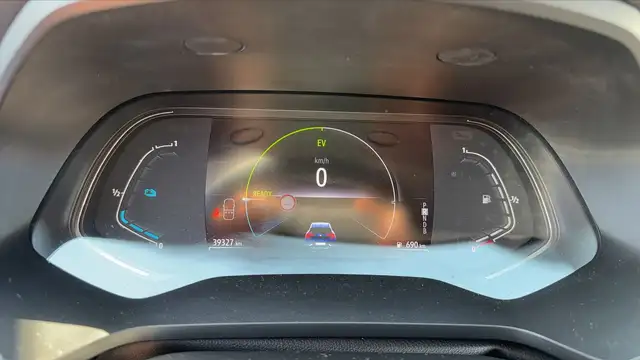 Renault Captur view 12