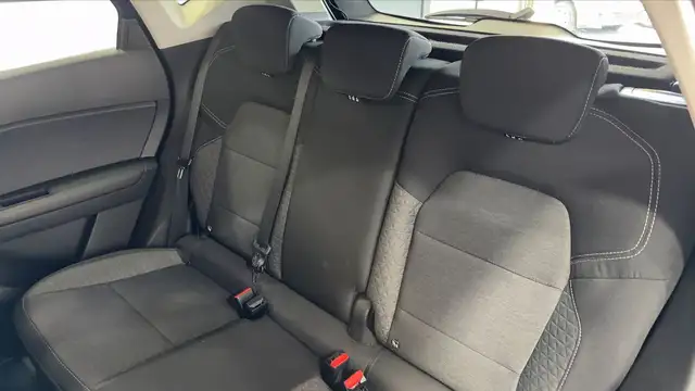 Renault Captur view 9
