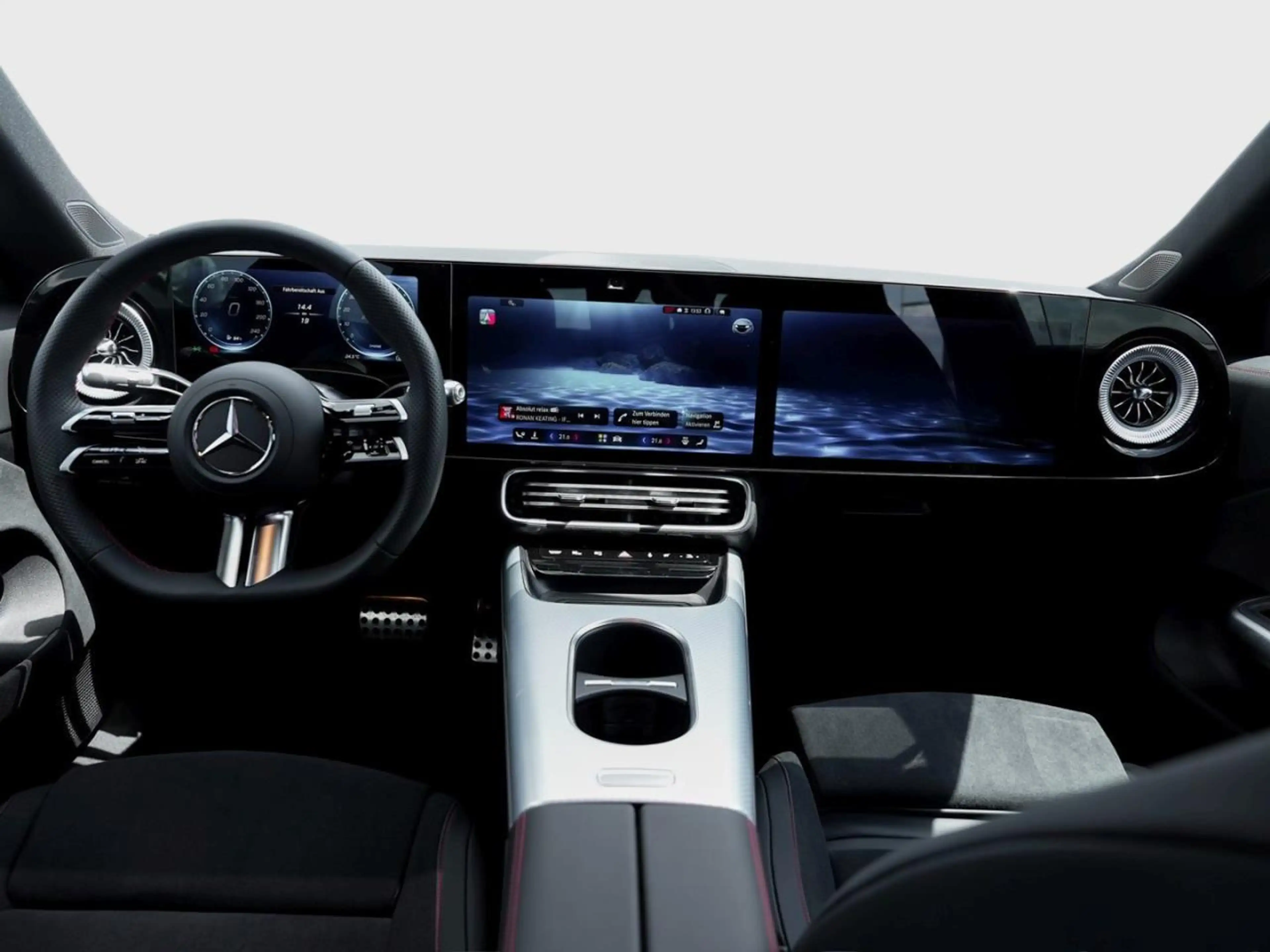 Mercedes-Benz CLA 250 + Shooting Brake mit EQ Technologie AMG — photo 12