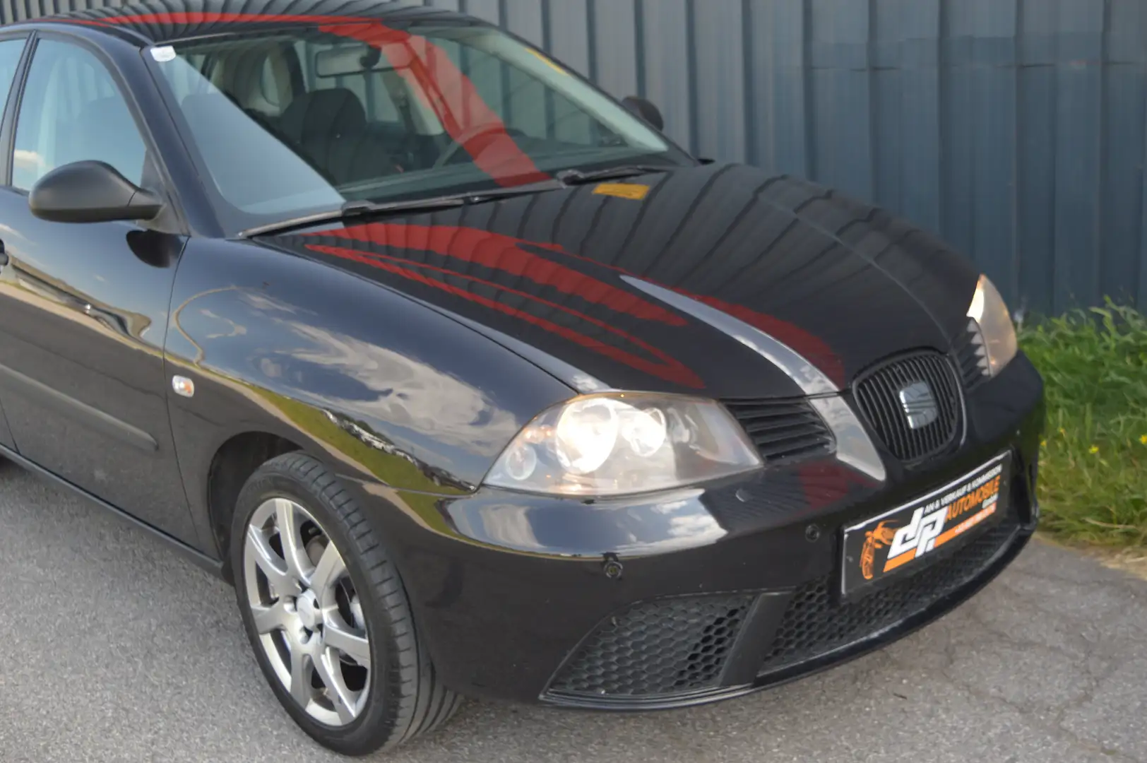 SEAT Ibiza 1,2 **neues Pickerl**Klima** Schwarz - 2