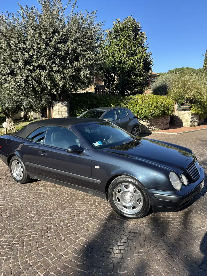 Mercedes-Benz CLK 230 Cabrio k Sport auto, foto 2