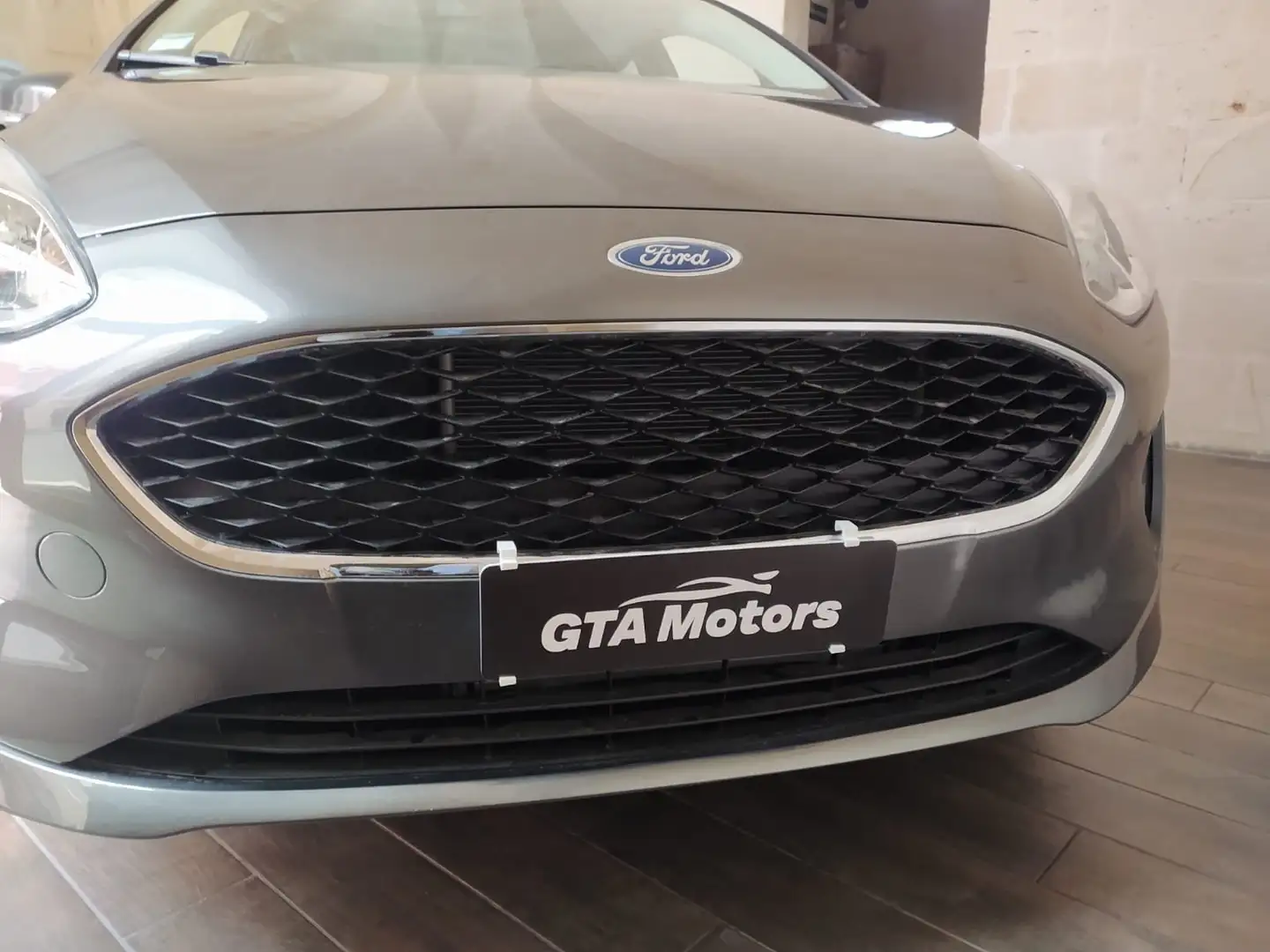 Ford Fiesta Fiesta 5p 1.1 Plus 70cv my19 Grigio - 1