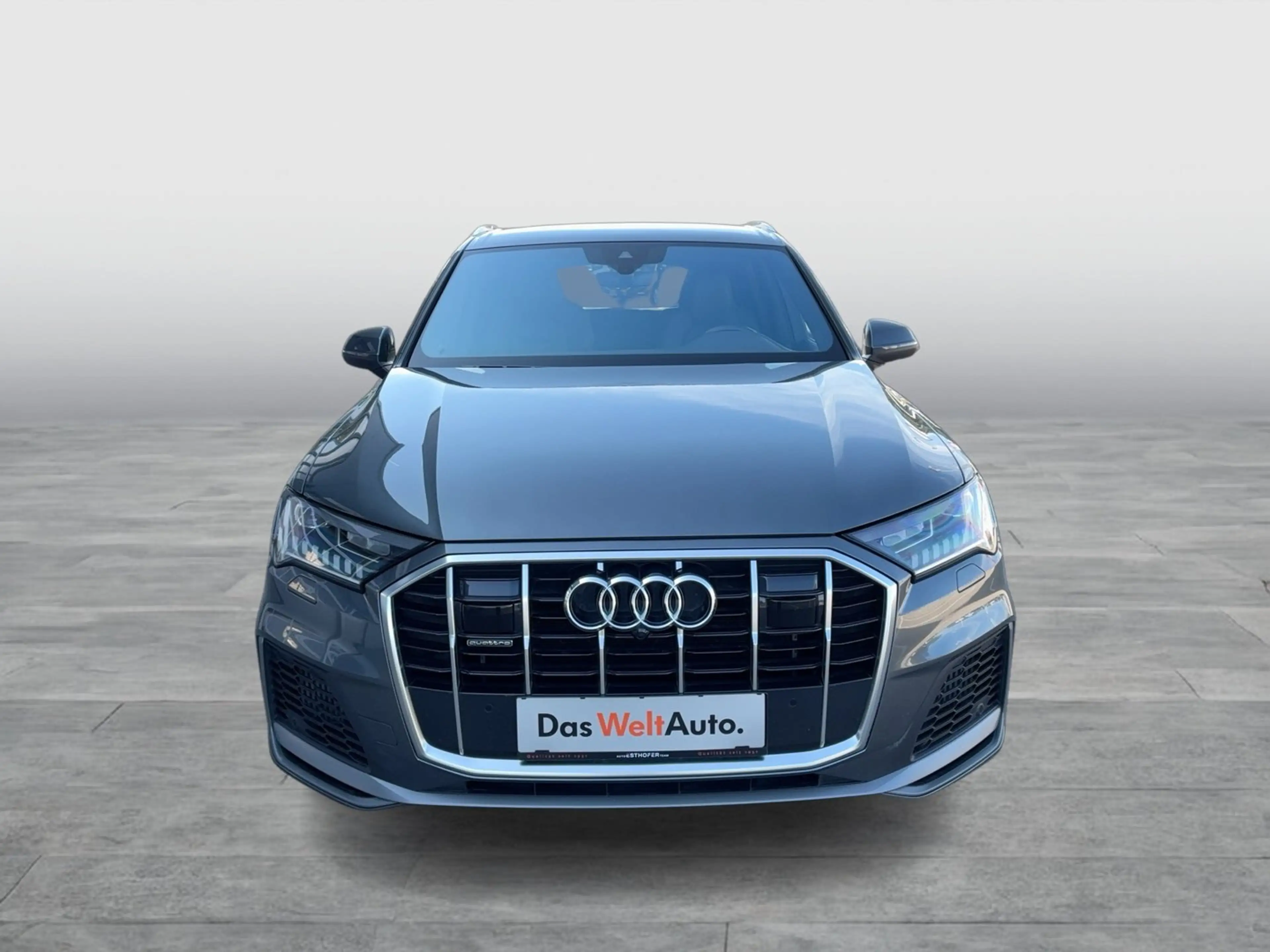 Audi Q7 55 TFSI e quattro S line — photo 7