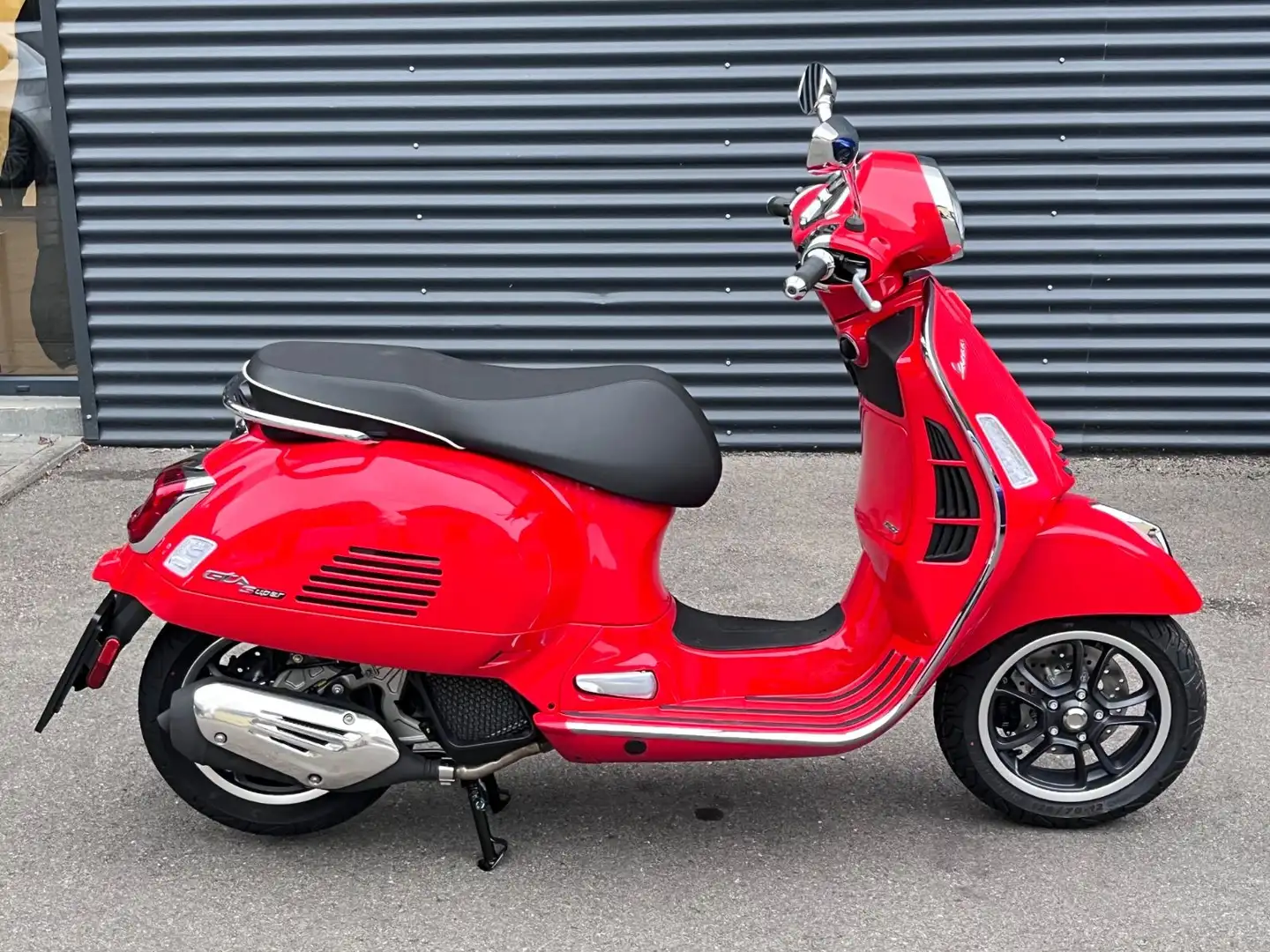 Vespa GTS 125 Super E5+ *NEU * SOFORT VERFÜGBAR * Rojo - 2