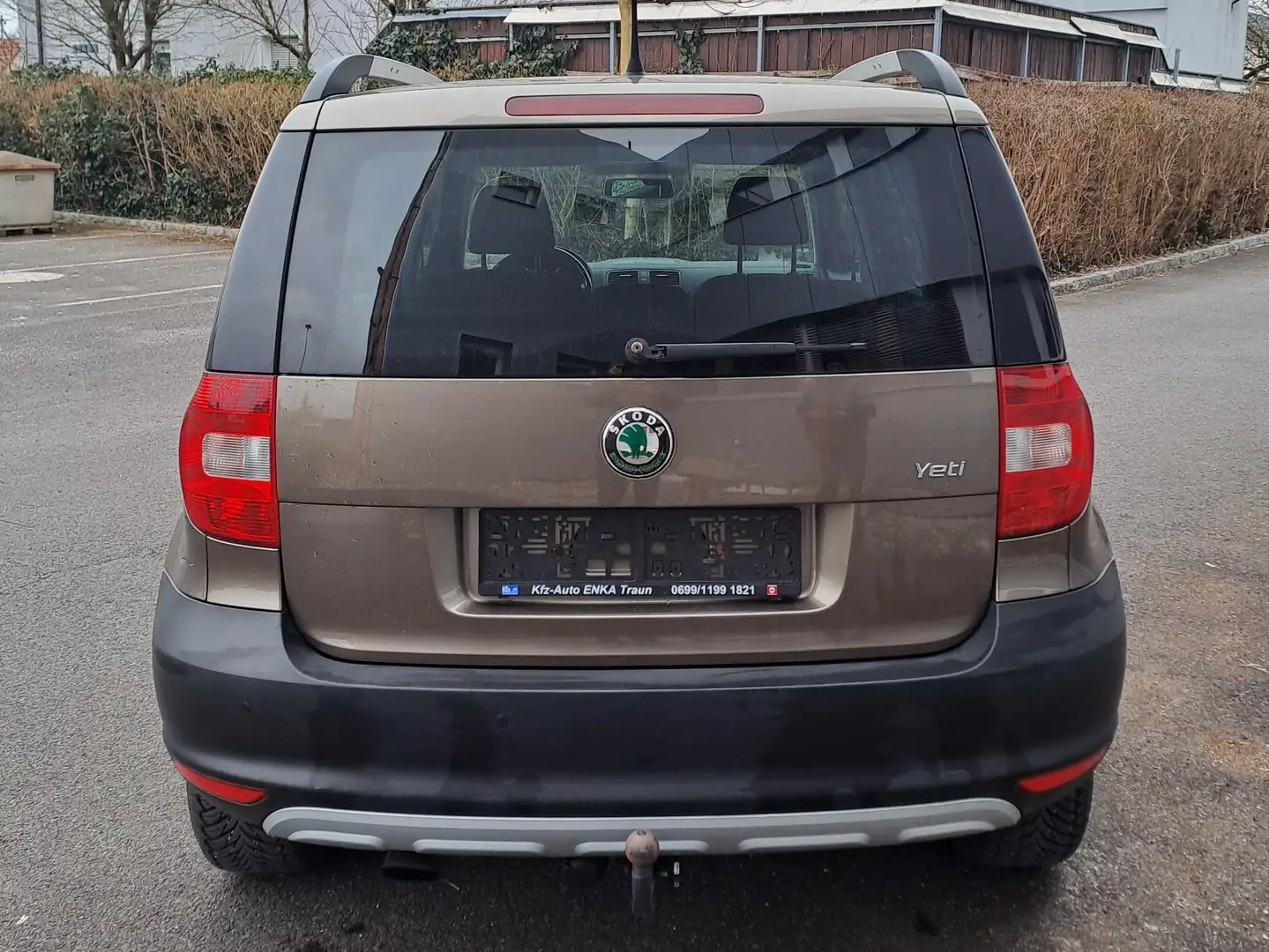 Skoda Yeti Yeti Outdoor Ambition 1,2 TSI Ambition Braun - 2