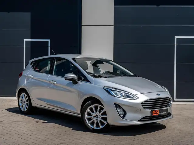 Ford Fiesta view 5