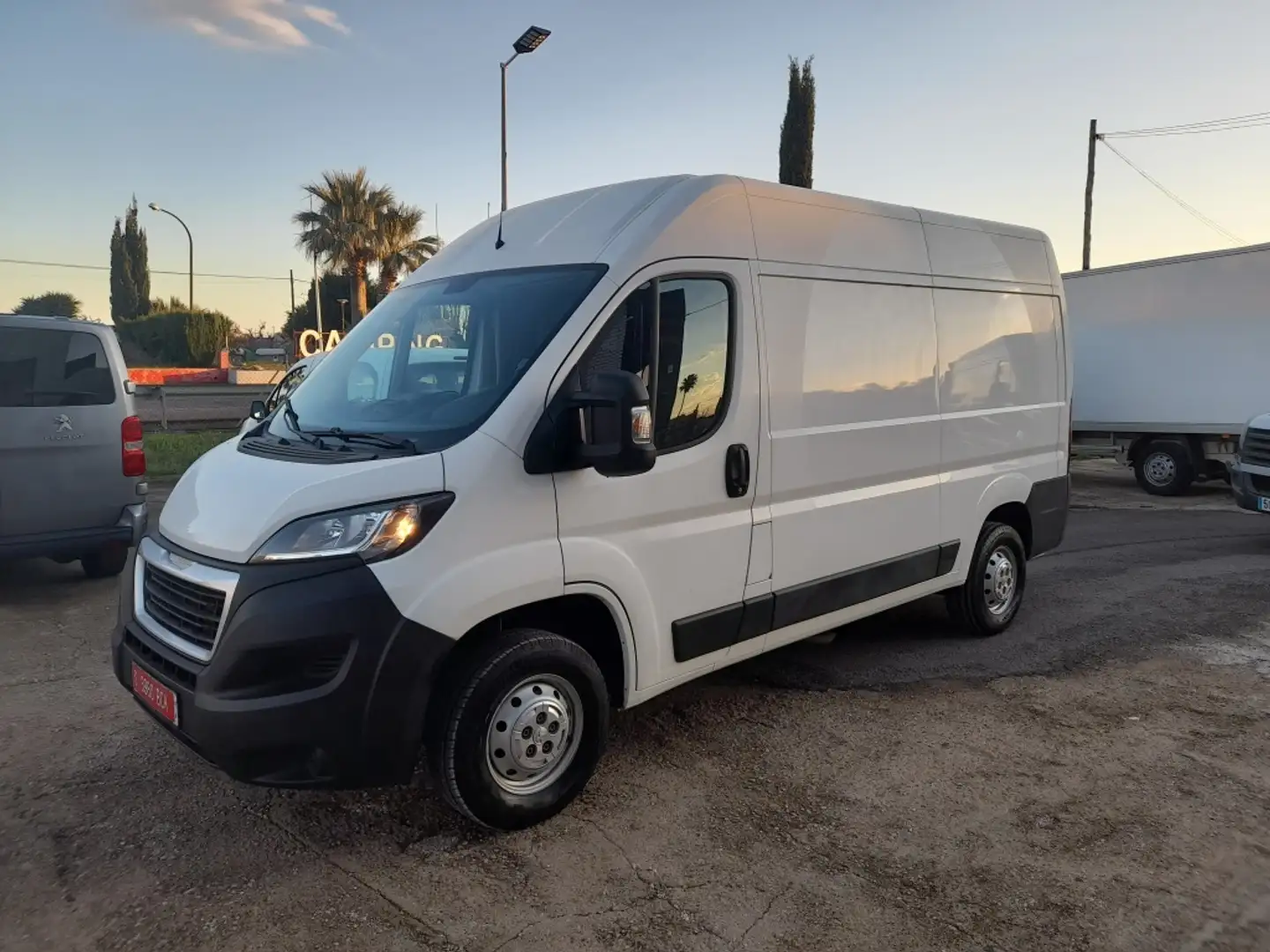 Peugeot Boxer Furgón 2.0BlueHDI 335 L2H2 130 - 1
