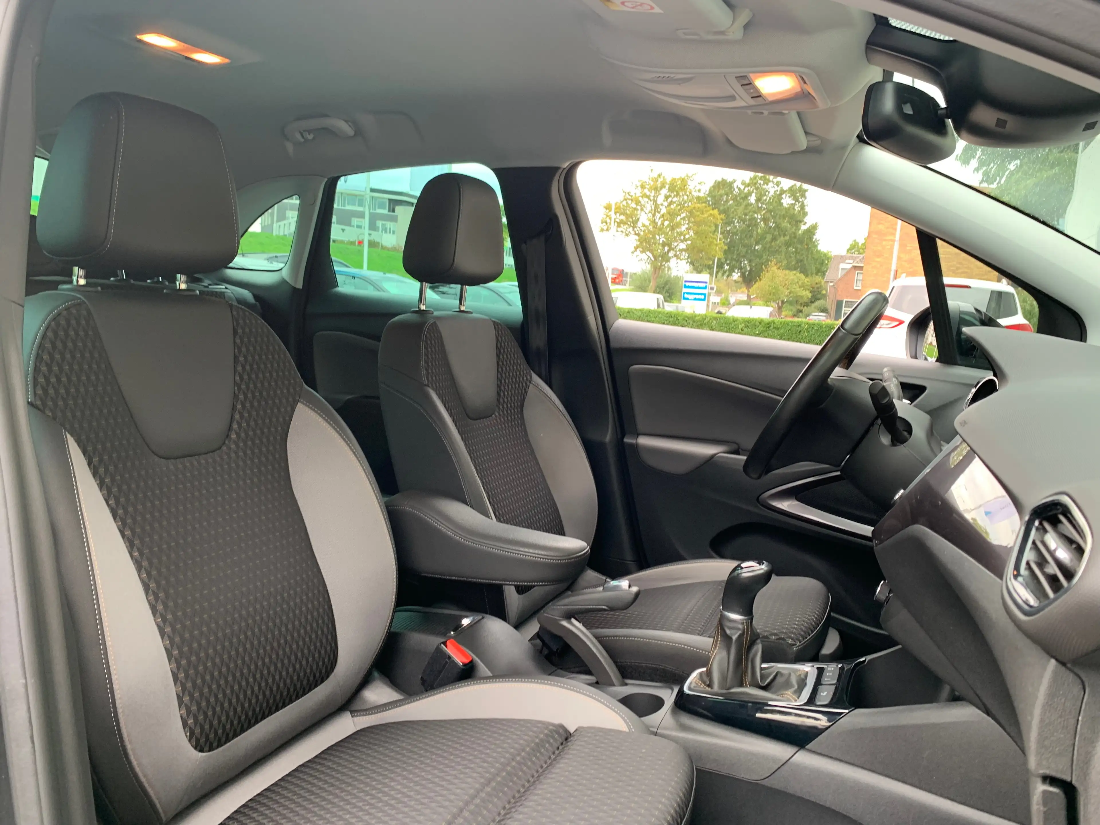 Opel Crossland X 1.2 Innovation Airco | AppleCarPlay/ Android Auto — photo 27
