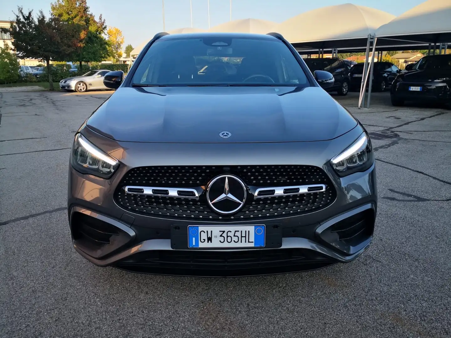 Mercedes-Benz GLA 200 d Automatic AMG Line Premium Grigio - 2
