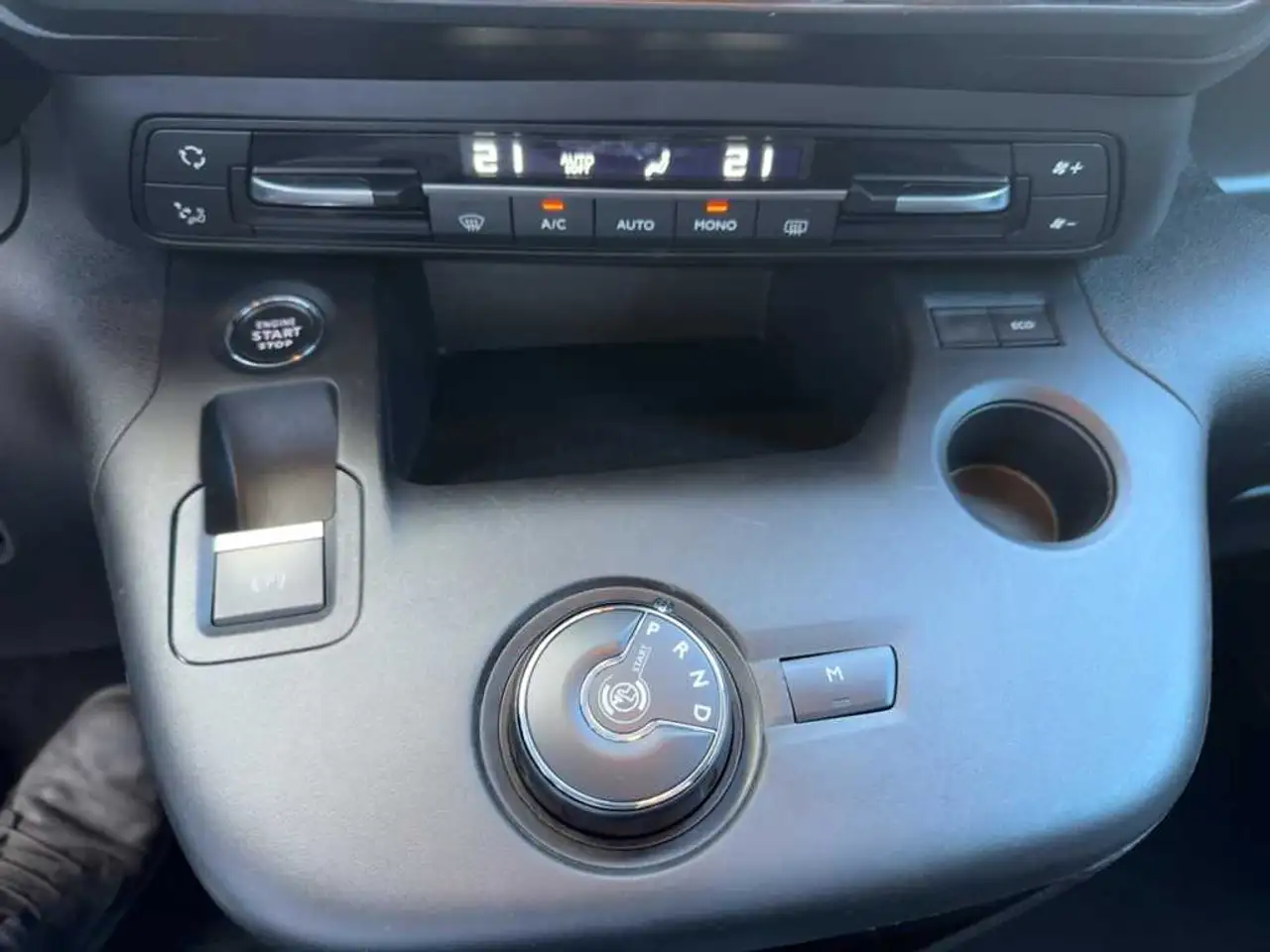 Opel Combo Life Elegance 130Ps Autom. Navi LED PDC SHZ Carplay uvm 16
