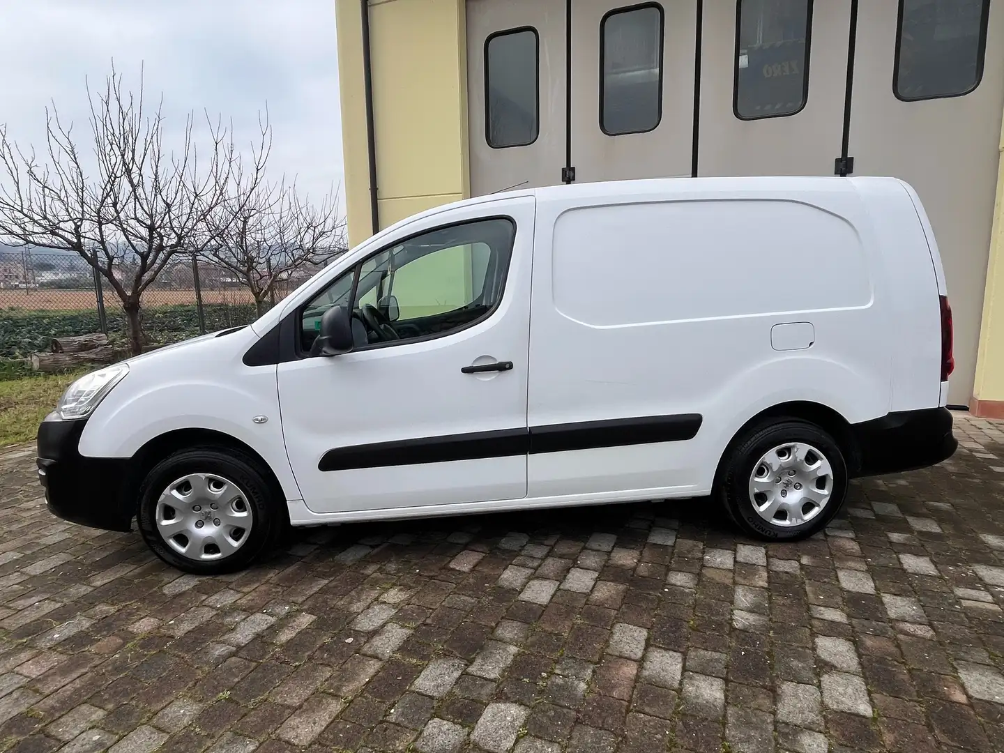 Peugeot Partner Blanco - 2