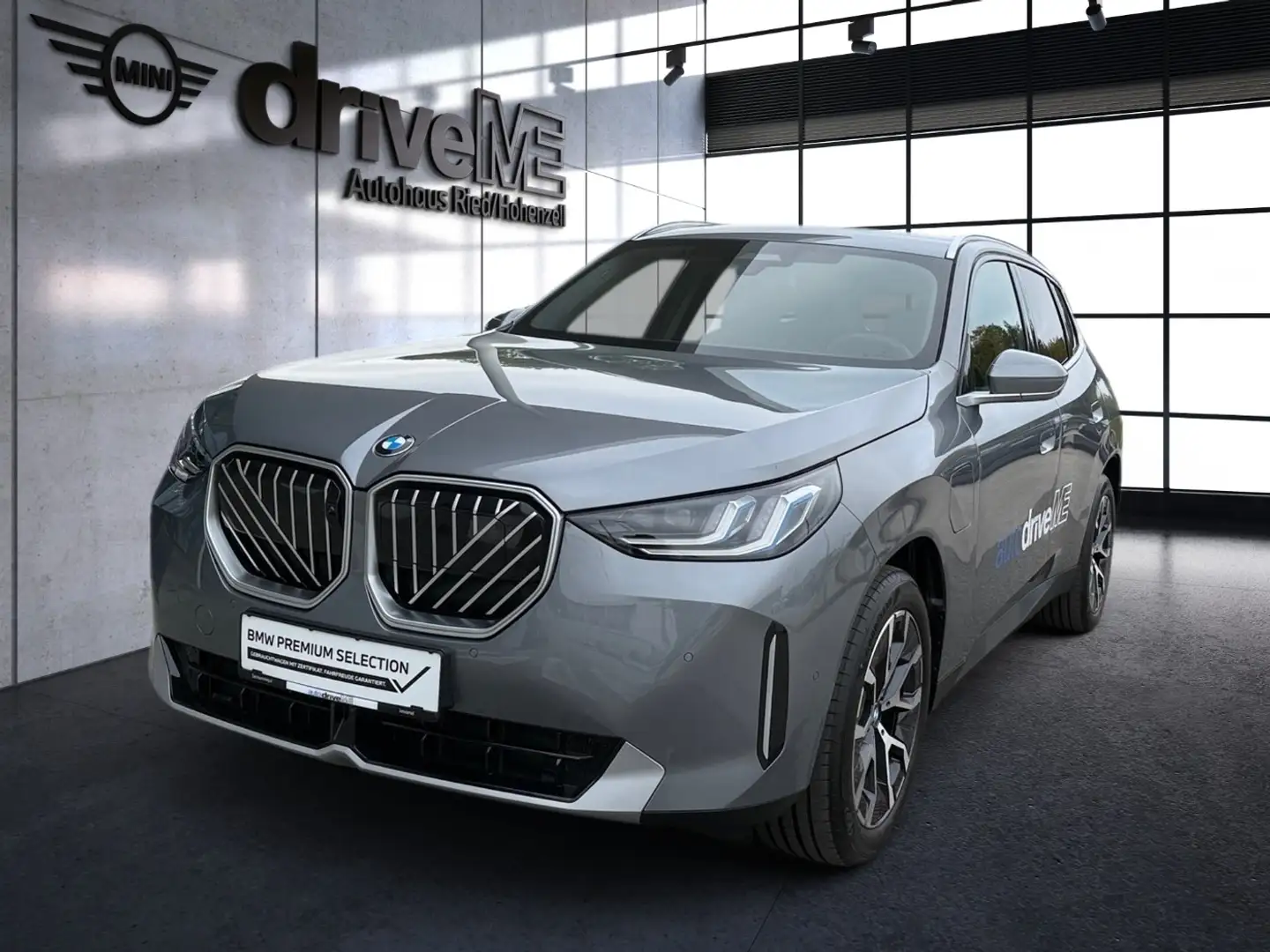 BMW X3 30e xDrive xDrive KAM 360 ACC Kam. SHZ AHK Grau - 1