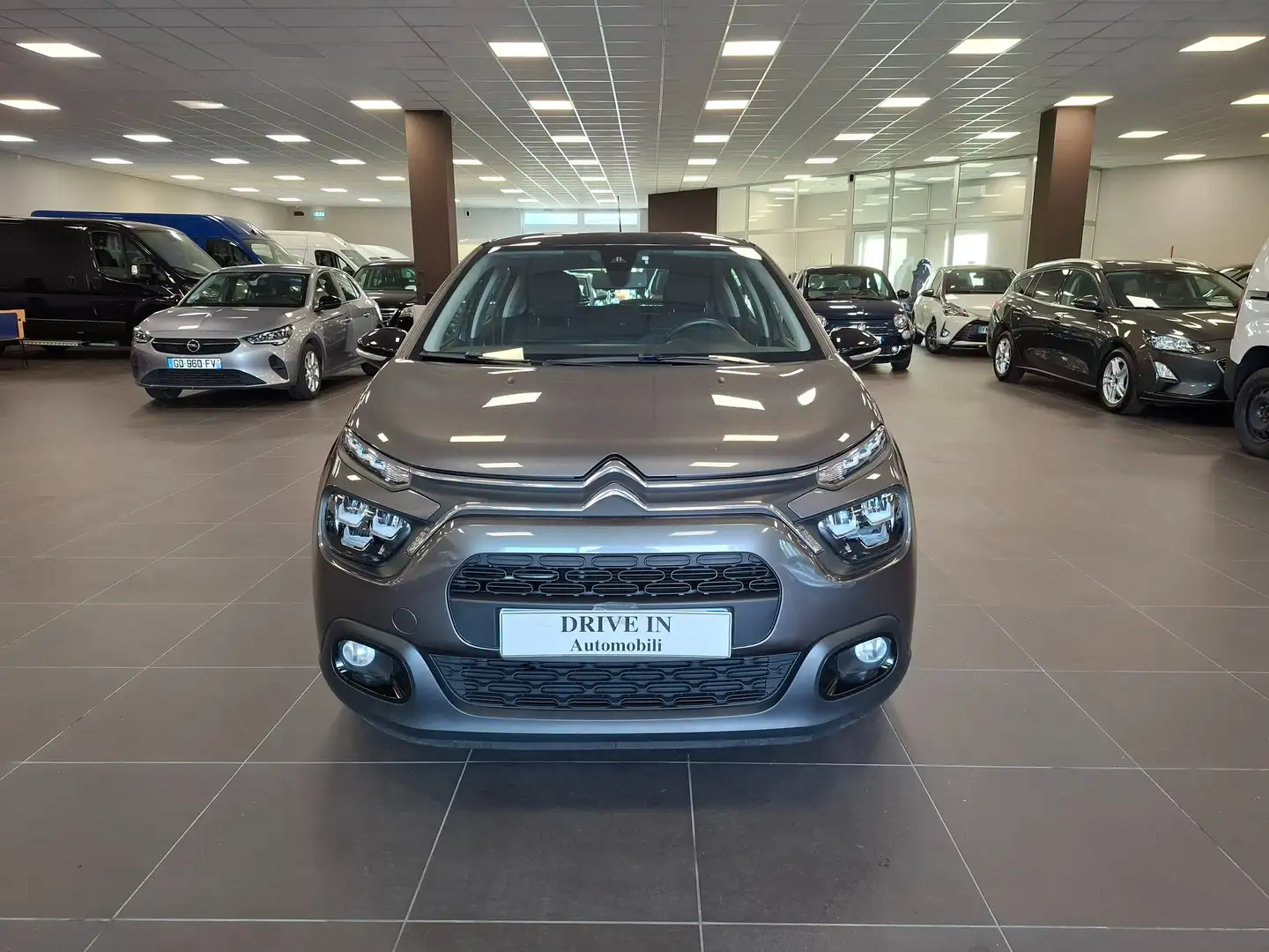 Citroen C3 1.2 puretech Shine Pack s Grigio - 2