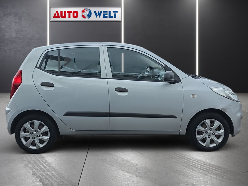 Hyundai i10 1.1 Automatik Bluetooth Soundsystem AUX — photo 3
