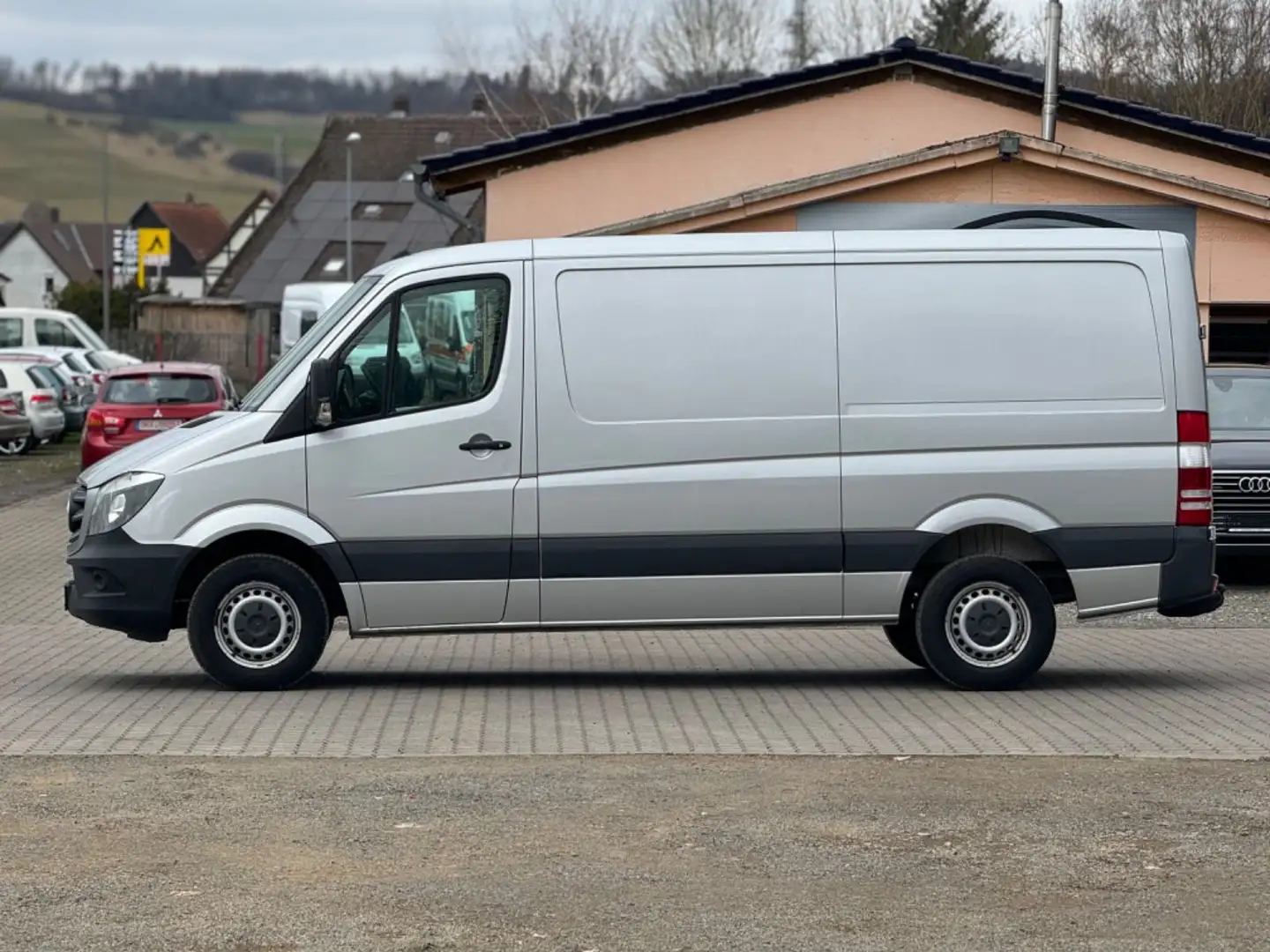 Mercedes-Benz Sprinter 213 CDI Lang *KLIMA *AHK* TÜV NEU Silber - 2