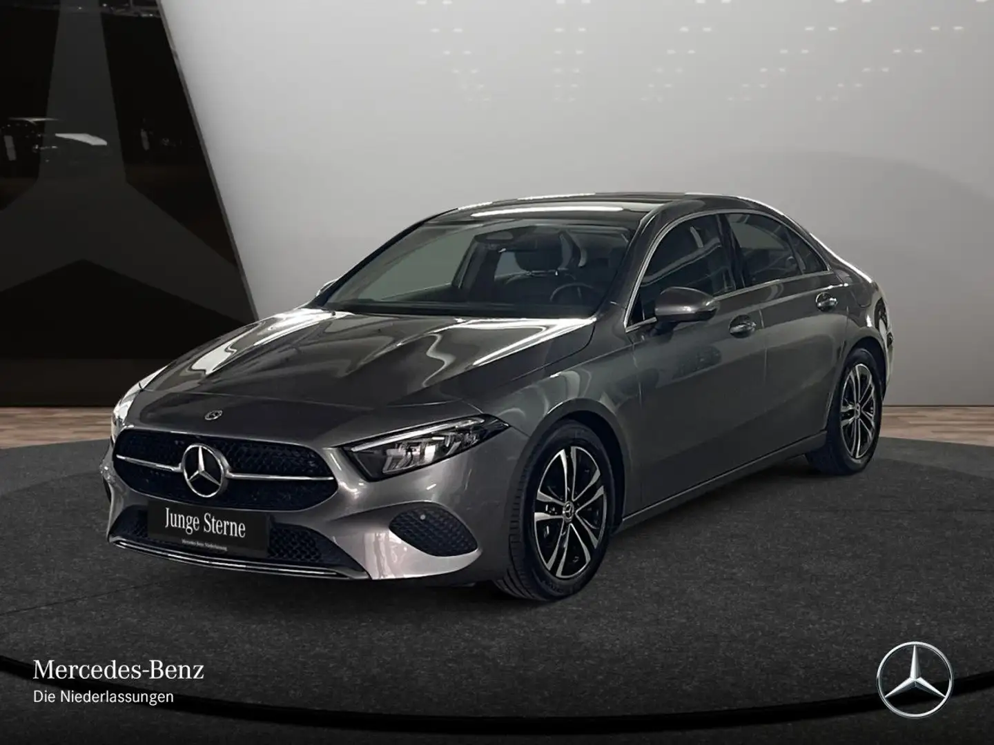 Mercedes-Benz A 200 Lim PROGRESSIVE+AHK+LED+KAMERA+KEYLESS+7G Grau - 2