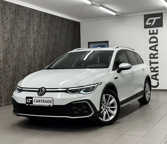 Volkswagen Golf main image