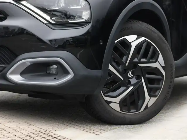 Citroen C4 view 5