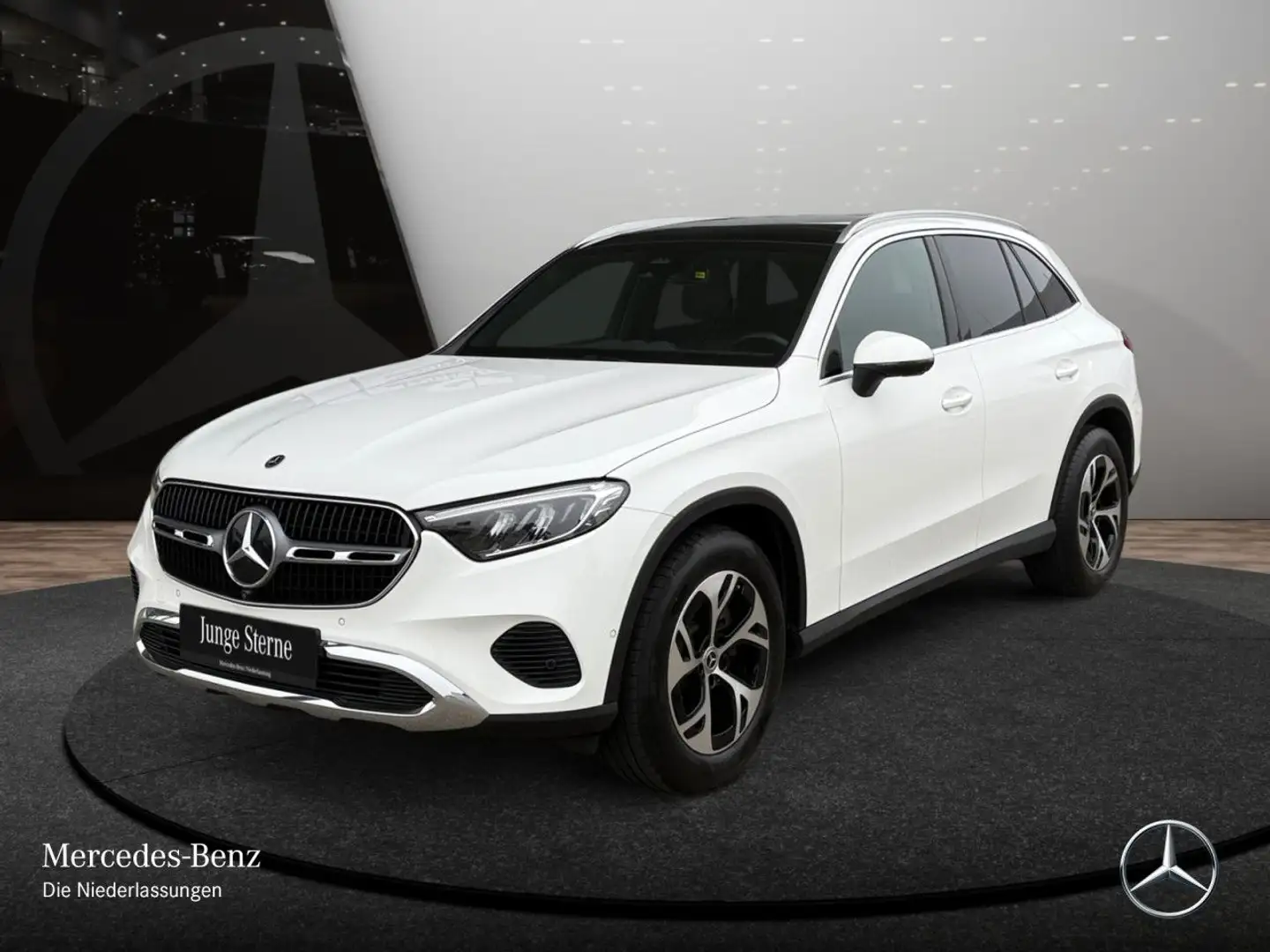 Mercedes-Benz GLC 200 4M AVANTG+PANO+360+AHK+LED+TOTW+KEYLESS+9G Blanc - 2