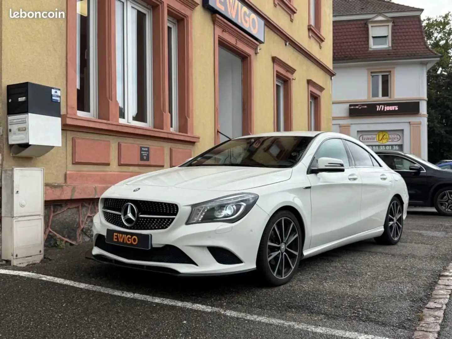 Mercedes-Benz CLA 180 Classe Mercedes COUPE 1.5 180 CDI 110 FASCINATION- 7G-DCT BVA-CAMERA DE RECUL-GARANTIE 6 MOIS Blanco - 1