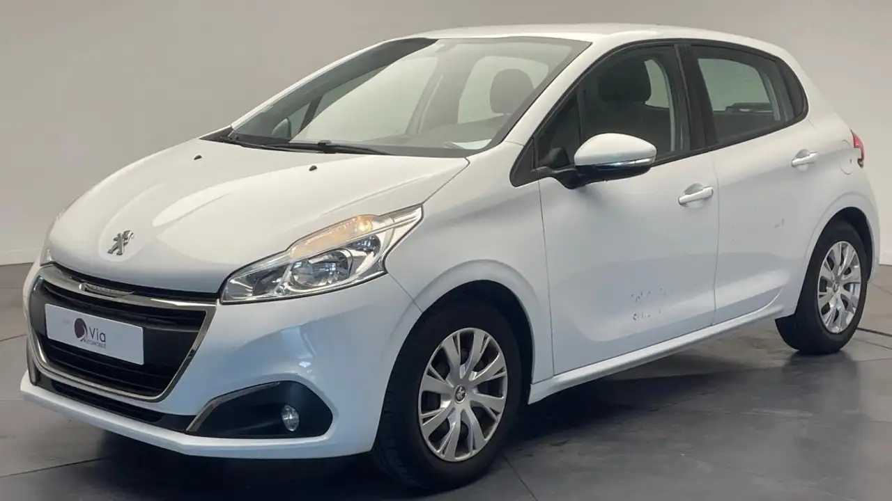 Peugeot 208 1.2 PTEC Affaire Premium Pack