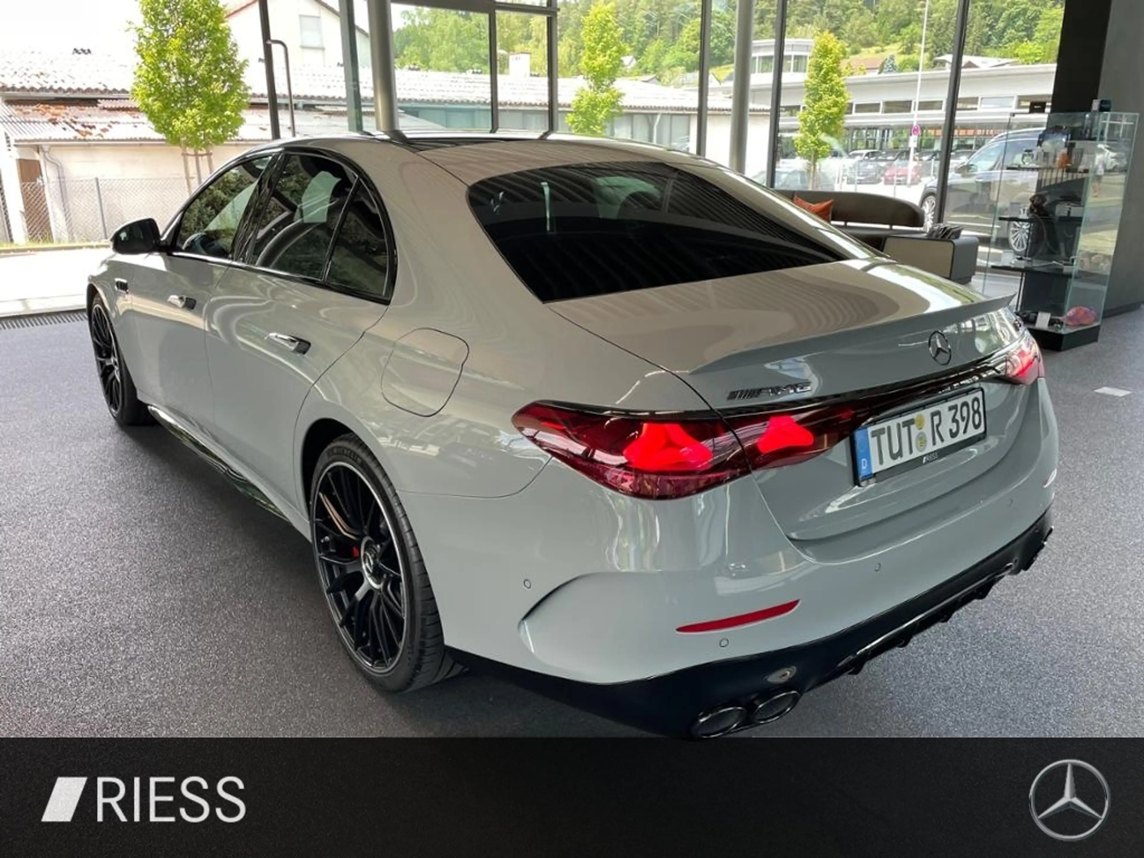 Mercedes-Benz E 53 AMG AMG E 53 HYBRID 4M+ PANO+NIGHT2+BURM-4D+HUD+DIST — photo 6