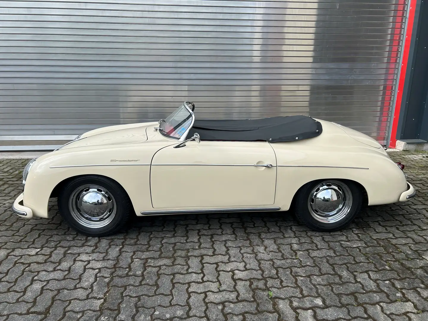 Porsche 356 Speedster Replica Beige - 1
