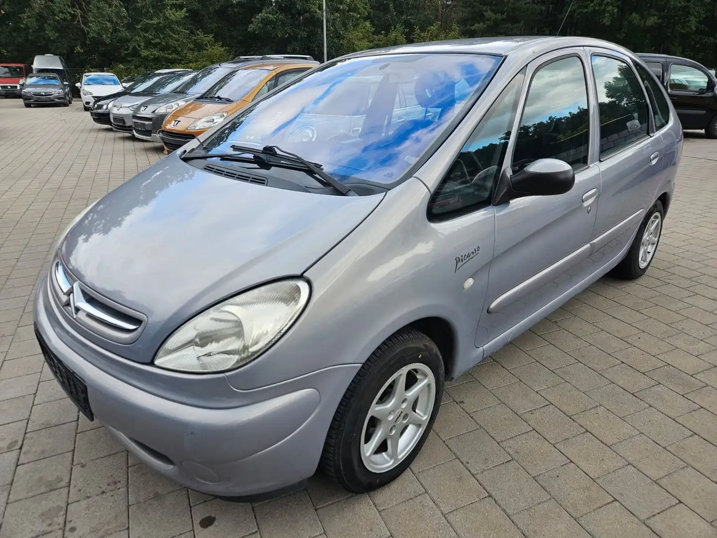 Citroen Xsara Picasso 1.8 16V SX Plus Grau - 2