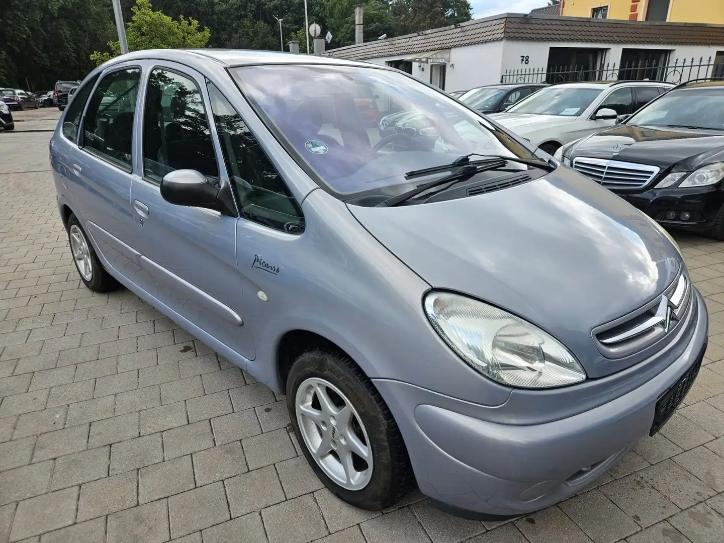 Citroen Xsara Picasso 1.8 16V SX Plus Grau - 1