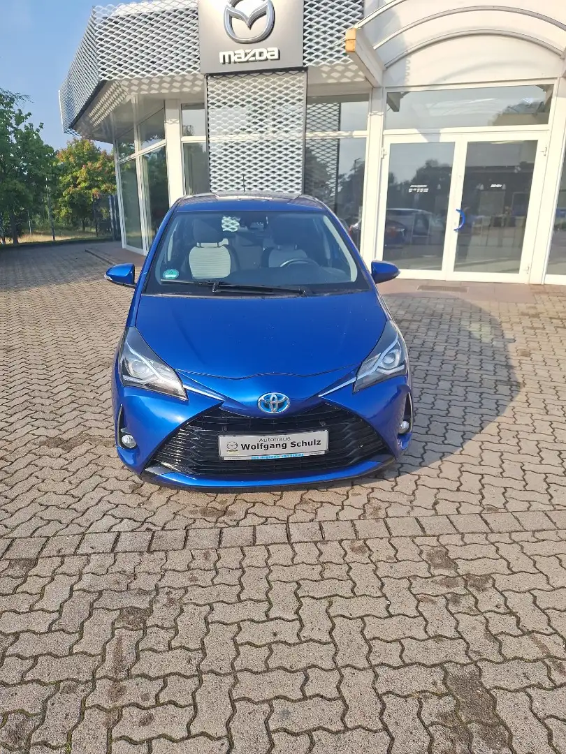 Toyota Yaris Blu/Azzurro - 1