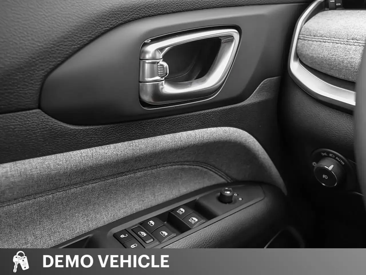 Jeep Compass снимка Jeep Compass