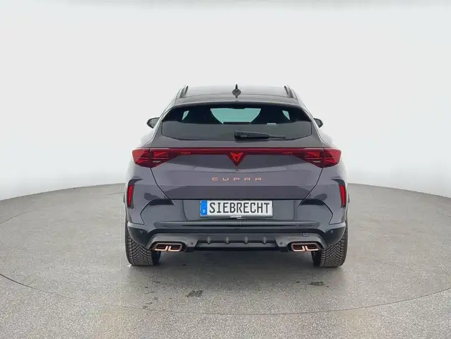 Cupra Formentor view 4