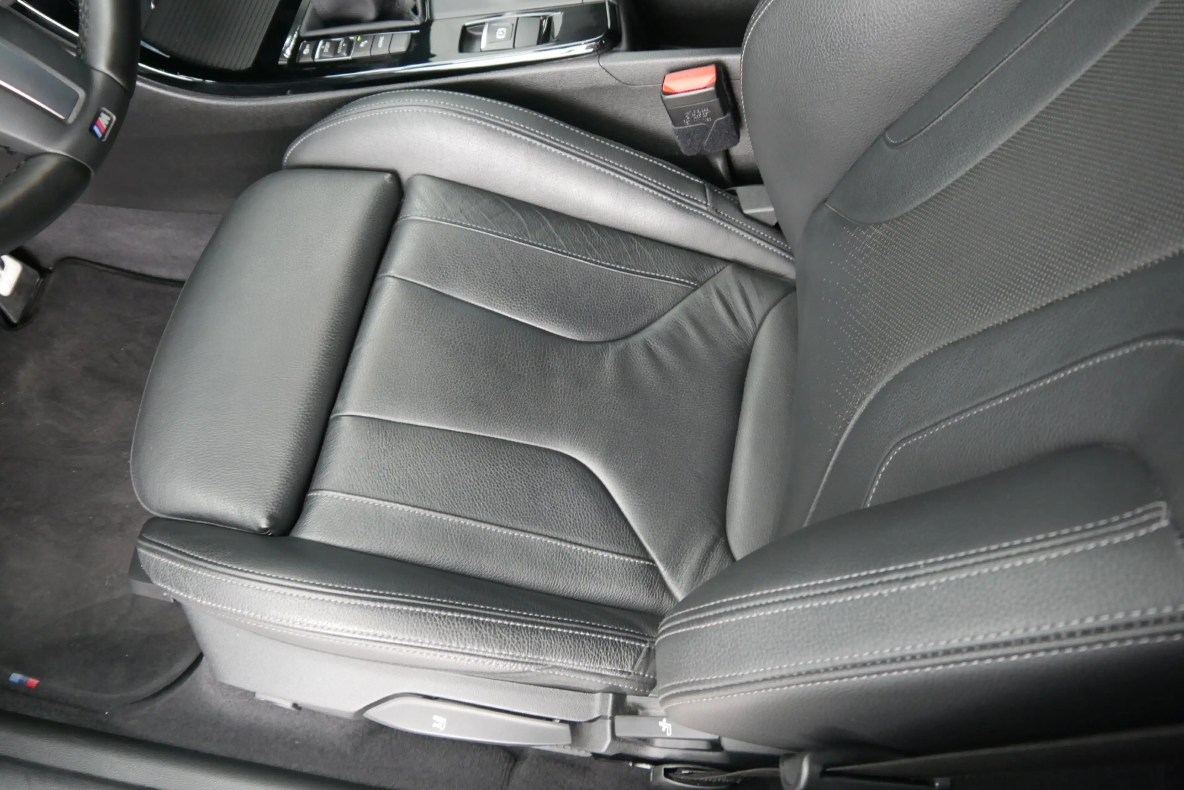 BMW X2 xDrive25e *M-Sport/ACC/M-Sitz/Navi-Pro/LED/Lenkradhzg./RFK* — photo 11